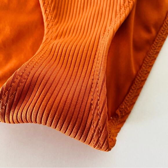 NEW OLD NAVY Rust Orange Ribbed Cheeky High Rise Bikini Swim Swimsuit Bottoms M - Picture 3 of 5